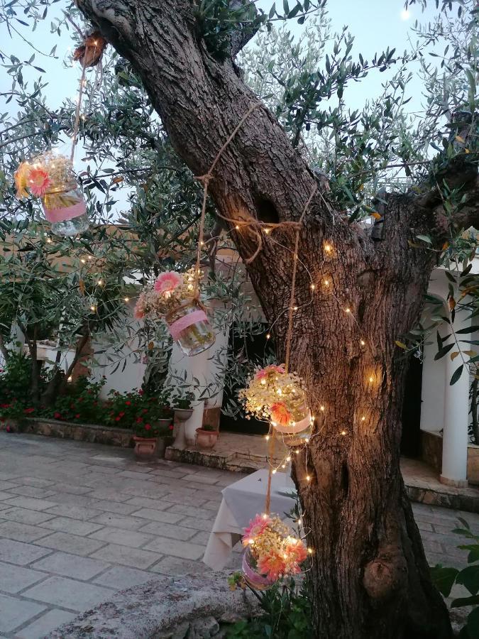 Masseria Agriturismo Il Sorriso Degli Ulivi - Dimora Di Charme غالّيبولي المظهر الخارجي الصورة
