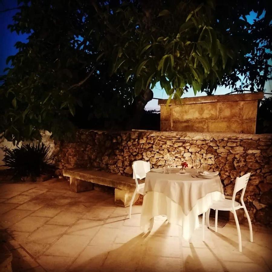 Masseria Agriturismo Il Sorriso Degli Ulivi - Dimora Di Charme غالّيبولي المظهر الخارجي الصورة